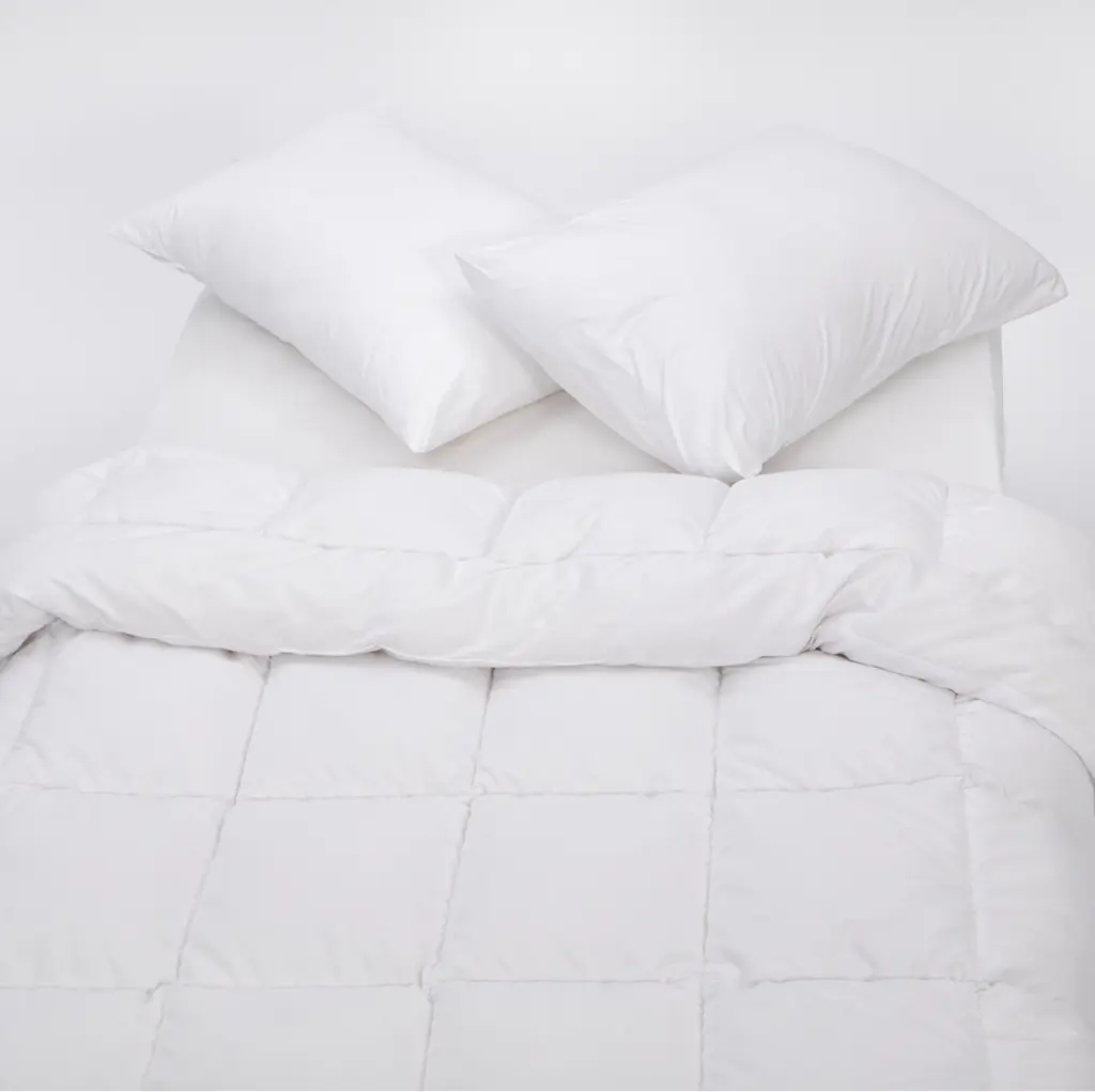 12_Hotel Comforter 3.webp